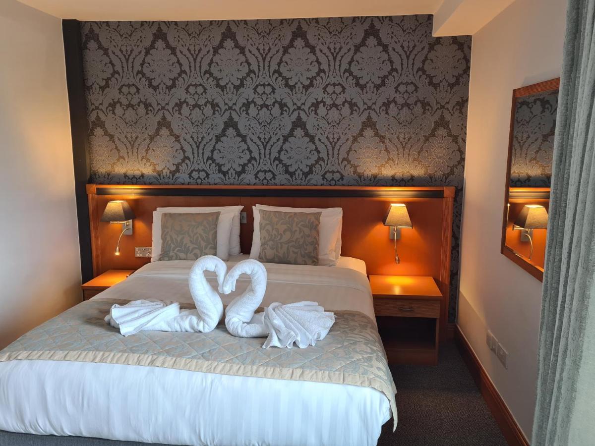 Leitrim Marina Hotel Carrick on Shannon エクステリア 写真