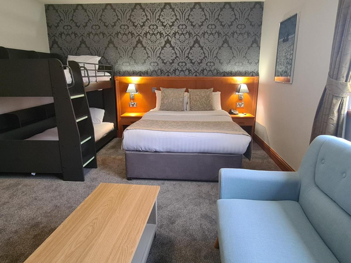 Leitrim Marina Hotel Carrick on Shannon エクステリア 写真