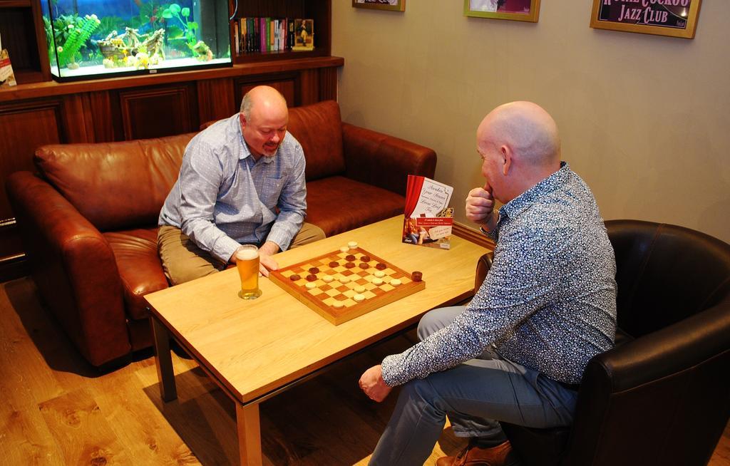 Leitrim Marina Hotel Carrick on Shannon エクステリア 写真